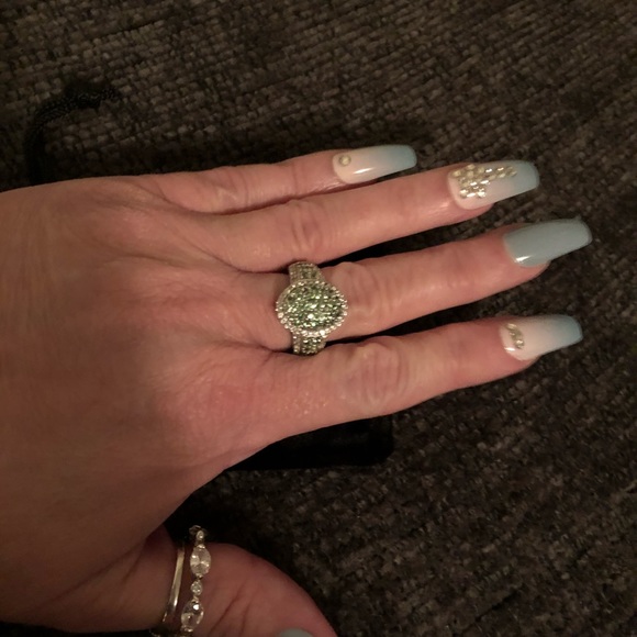 🔥RARE TSAVORITE GARNET RING 🔥 - Picture 1 of 5